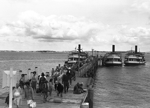 Devonport ferries at Motuihe