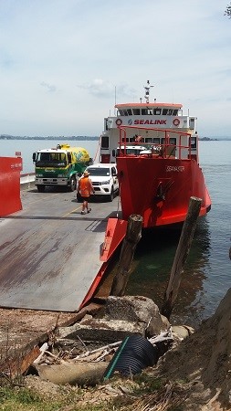 Sealink brings vehicles and heavy equipment to Motuihe Island